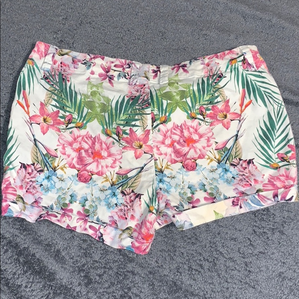 Shorts - Picture 2 of 2